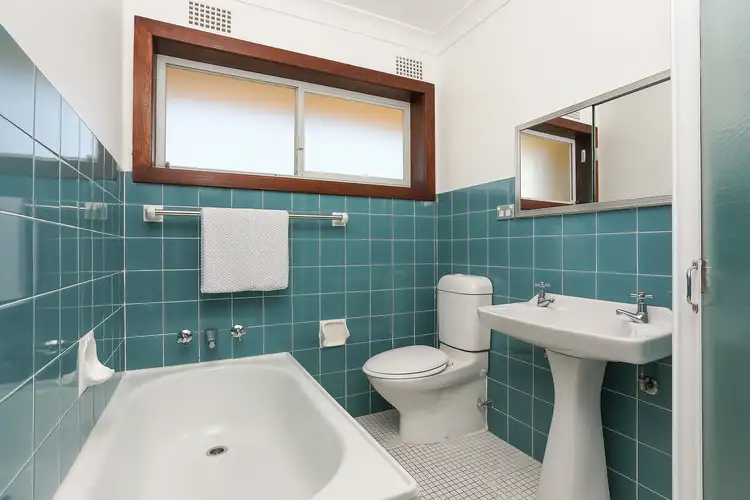 Sixth view of Homely apartment listing, 15/34a Fletcher Street, Bondi Beach NSW 2026