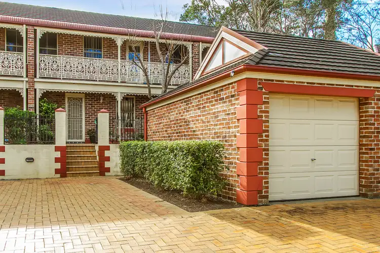 2/2 Richmond Mews, Mardi NSW 2259