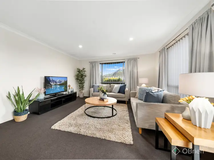 14/6-16 Diston Court, Pakenham VIC 3810