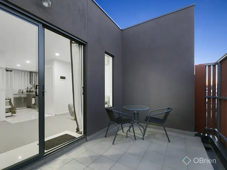 Main view of Homely unit listing, 2/11 Jericho Court, Carrum Downs VIC 3201