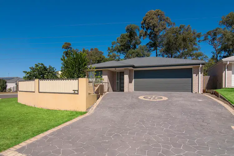 Level 1/1/15 Mothership Drive, Marsden QLD 4132