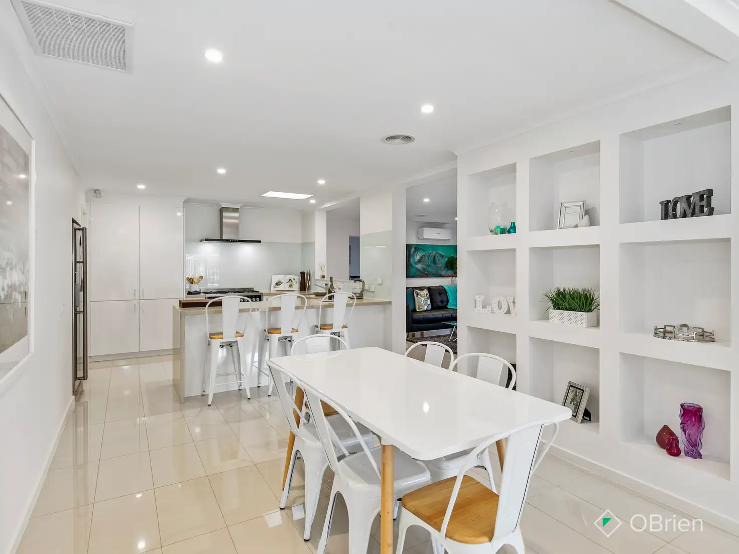 Main view of Homely house listing, 8 James McFarlane Wynd, Skye VIC 3977