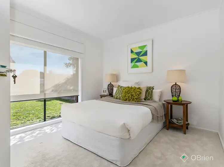 Sixth view of Homely house listing, 8 James McFarlane Wynd, Skye VIC 3977