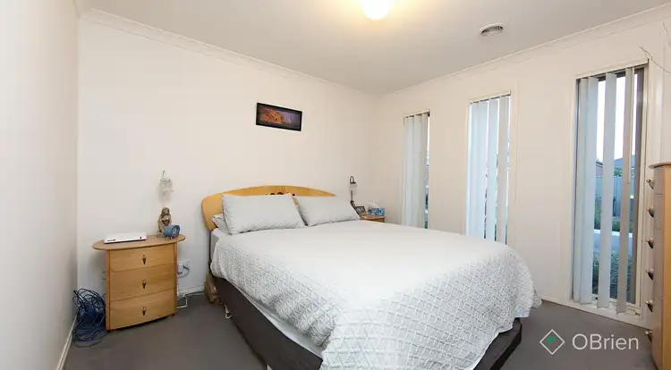 Fifth view of Homely unit listing, 18 Southampton Drive, Langwarrin VIC 3910