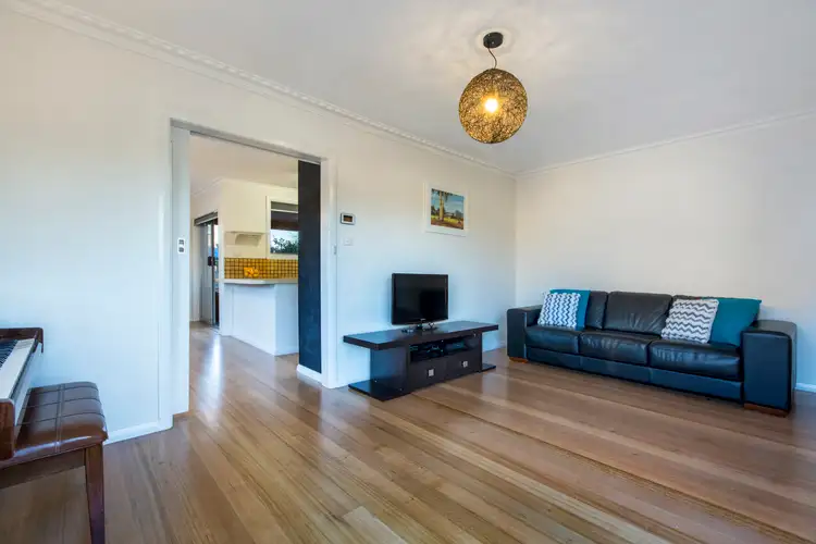 Fourth view of Homely house listing, 3 Foxhow Court, Hamlyn Heights VIC 3215