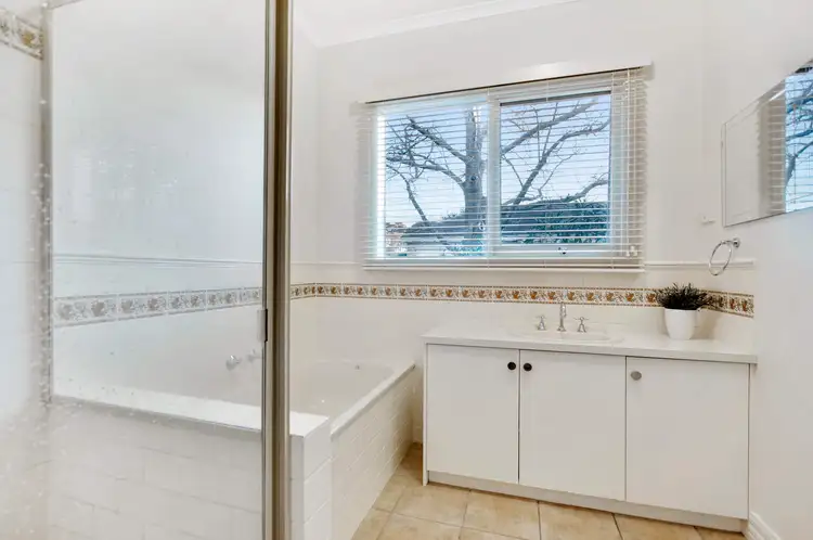 Sixth view of Homely unit listing, 5/1 Baden Powell Place, Mount Eliza VIC 3930