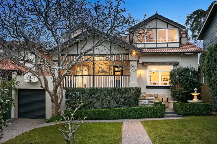 21 Thomas Avenue, Roseville NSW 2069