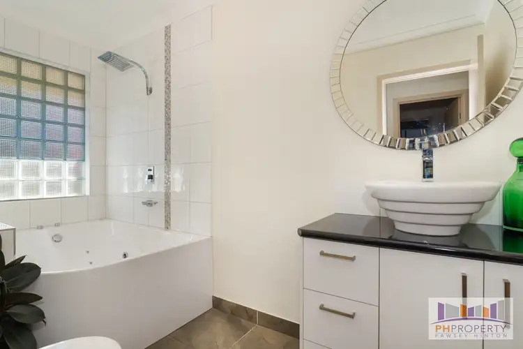 Sixth view of Homely house listing, 2 Manning Avenue, California Gully VIC 3556