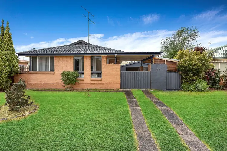 53 Brigadoon Circuit, Oak Flats NSW 2529