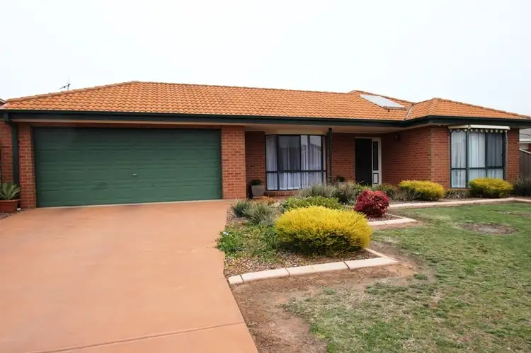 19 Sturt Street, Cobram VIC 3644