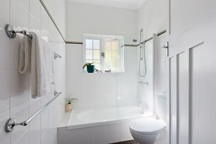 Fifth view of Homely apartment listing, 4/15 George Street, Manly NSW 2095