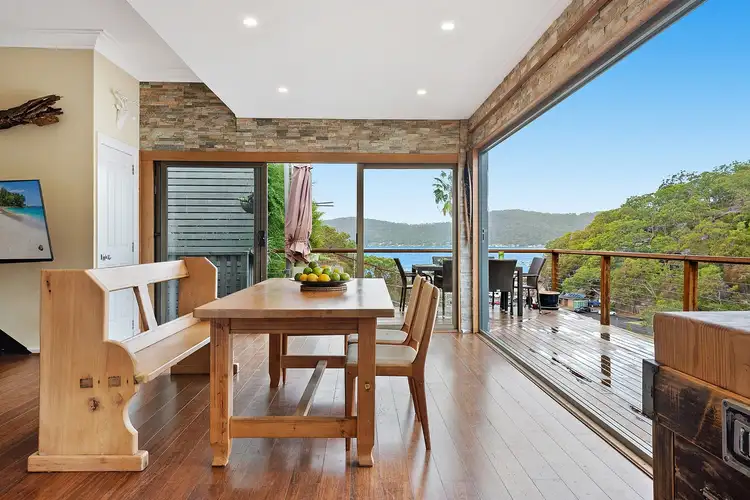 10 Karoola Street, Brooklyn NSW 2083