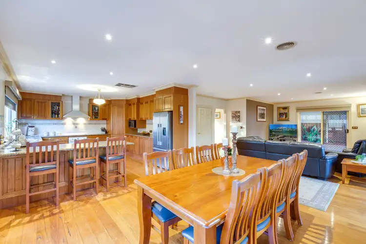 Fifth view of Homely house listing, 22 Cambridge Crescent, Taylors Lakes VIC 3038