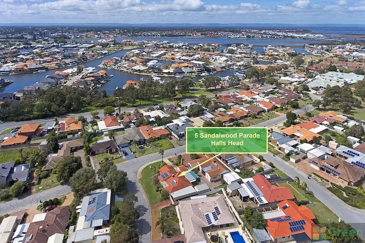 5 Sandalwood Parade, Halls Head WA 6210