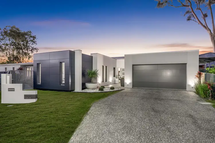 12 Freesia Court, Gumdale QLD 4154