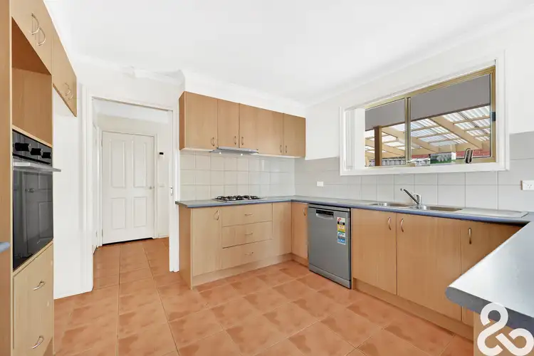 Fourth view of Homely house listing, 2 Starling Street, South Morang VIC 3752