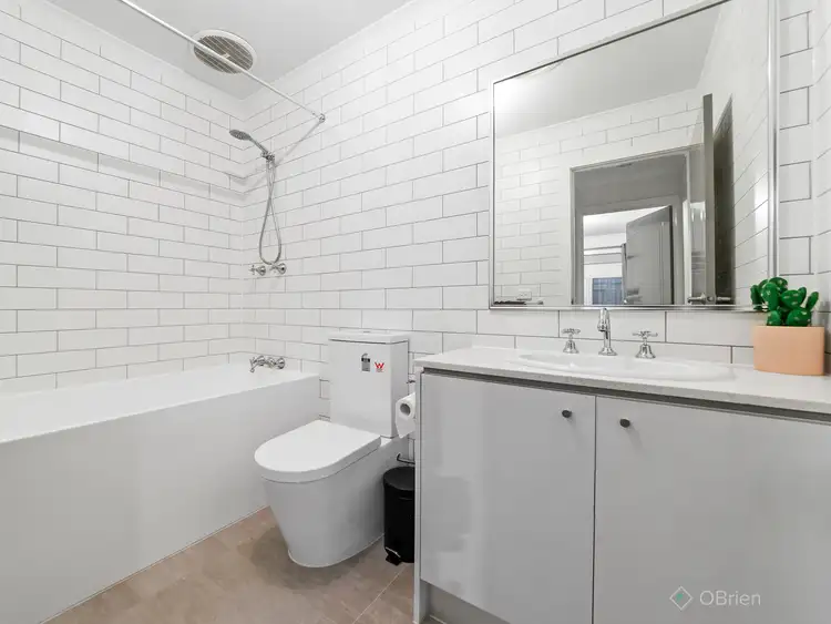 Fourth view of Homely house listing, 27 Boston Court, Narre Warren VIC 3805