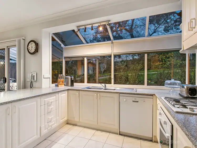 Fifth view of Homely house listing, 9 Cord Close, Berwick VIC 3806