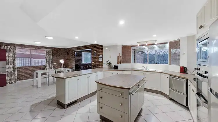 Second view of Homely house listing, 7 Heatherbelle Place, Queanbeyan NSW 2620