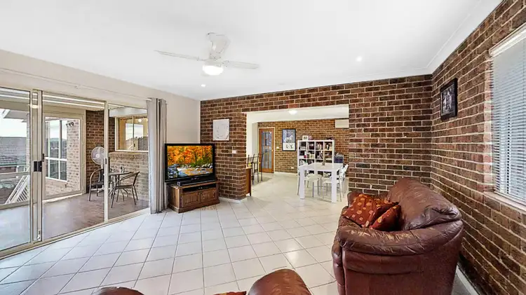 Fourth view of Homely house listing, 7 Heatherbelle Place, Queanbeyan NSW 2620