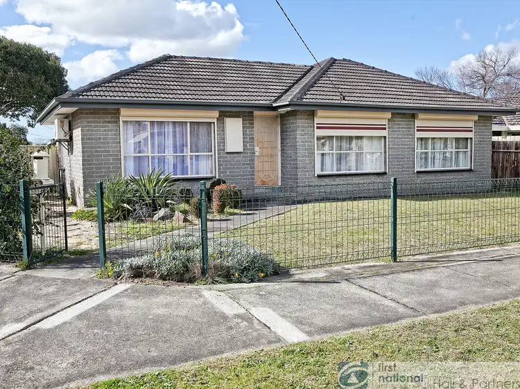 135 Albany Drive, Mulgrave VIC 3170