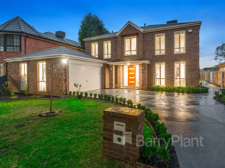 64 Mendora Crescent, Wantirna South VIC 3152