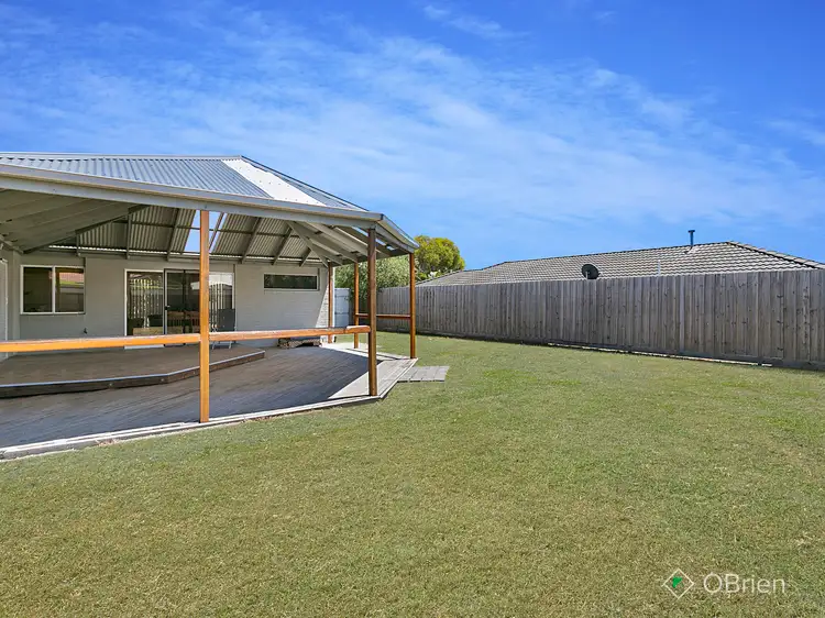 Fourth view of Homely house listing, 1 Wisteria Court, Skye VIC 3977