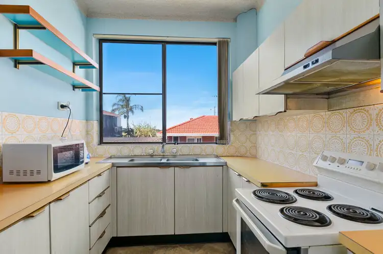 Main view of Homely unit listing, 5/6-8 Elliotts Road, Fairy Meadow NSW 2519