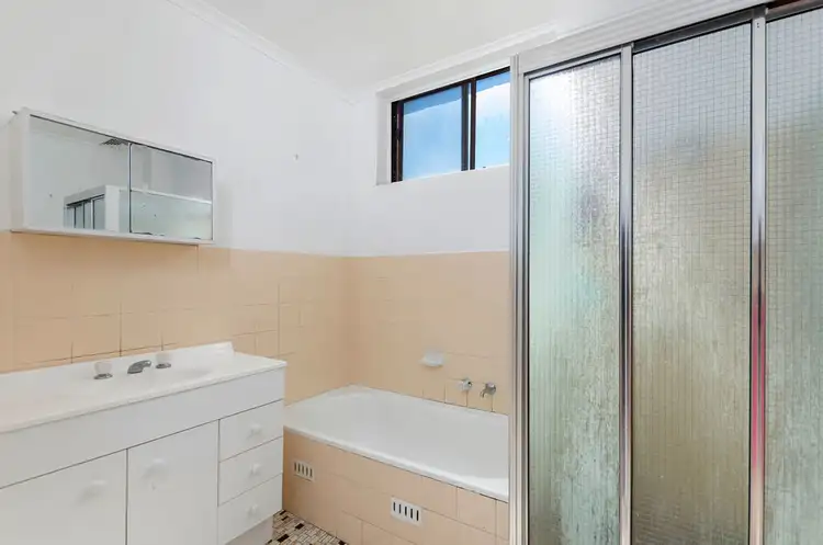 Fifth view of Homely unit listing, 5/6-8 Elliotts Road, Fairy Meadow NSW 2519