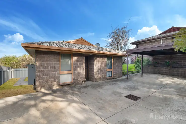 Main view of Homely unit listing, 3/301 Rowan Street, Golden Square VIC 3555