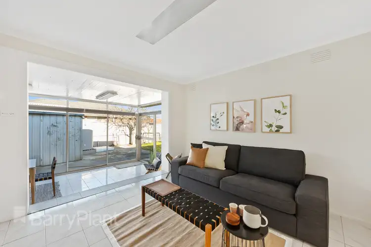 Sixth view of Homely house listing, 5 Yan Yean Place, St Albans VIC 3021