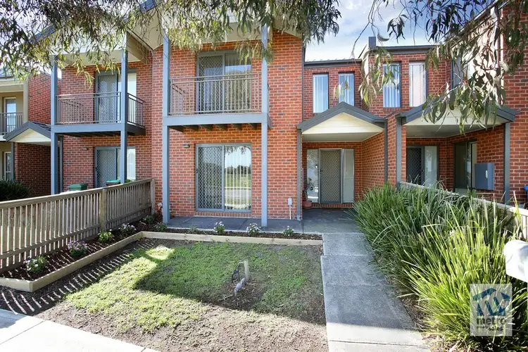 172 Paterson Drive, Lynbrook VIC 3975