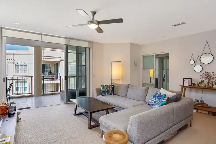 Fourth view of Homely unit listing, 2035/3029 The Boulevard, Carrara QLD 4211