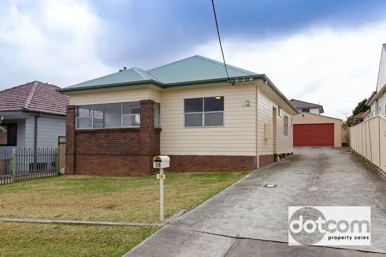 18 Norman Street, Waratah West NSW 2298