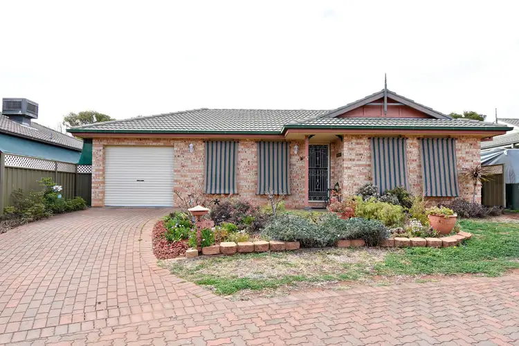 10 Carling Court, Dubbo NSW 2830