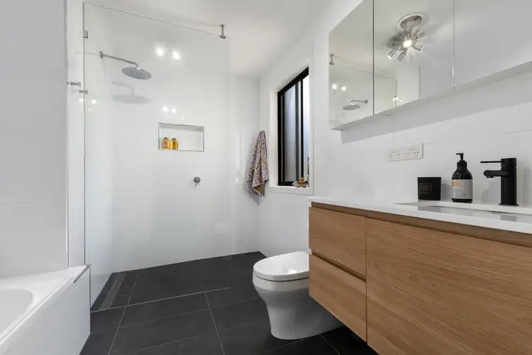 Fifth view of Homely townhouse listing, 2B Maddox Road, Newport VIC 3015