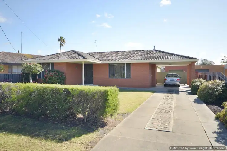 10 Jefferson Street, Bairnsdale VIC 3875