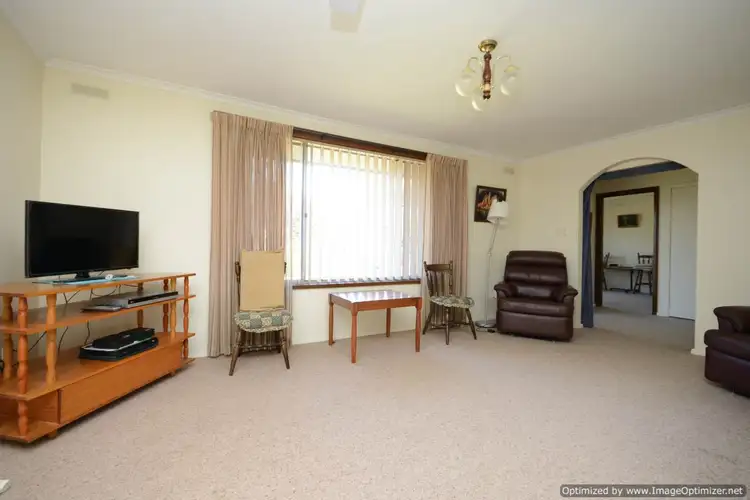 Fifth view of Homely house listing, 10 Jefferson Street, Bairnsdale VIC 3875
