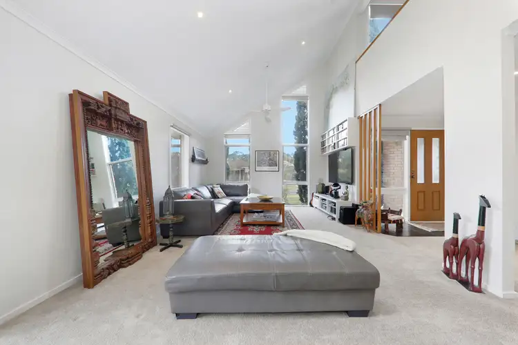 68 Whalley Drive, Wheelers Hill VIC 3150