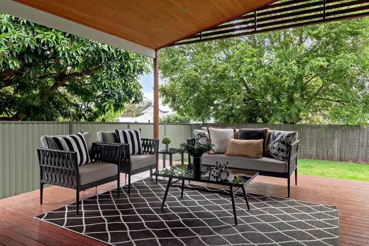 105 Clifford Street, Stafford Heights QLD 4053