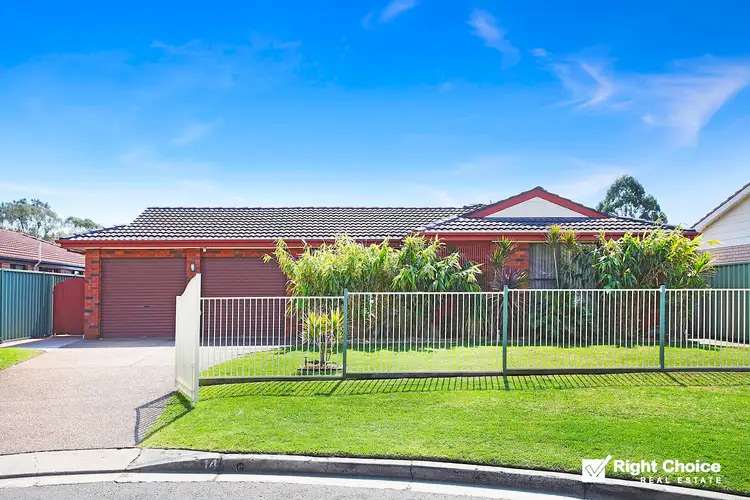 14 Featherwood Place, Albion Park Rail NSW 2527