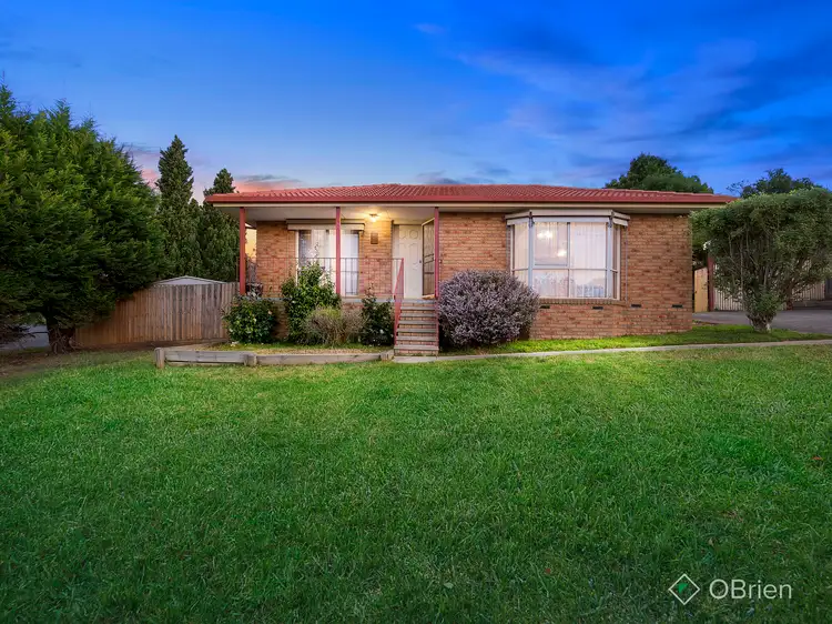 7 Lexton Drive, Langwarrin VIC 3910