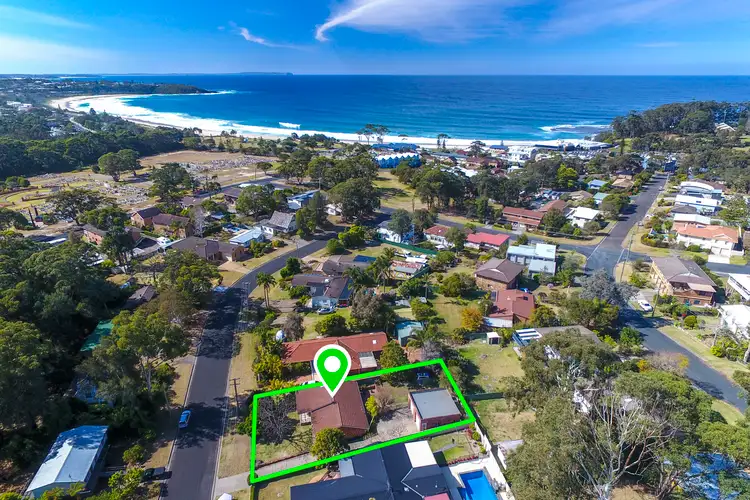 48 Buckland Street, Mollymook NSW 2539