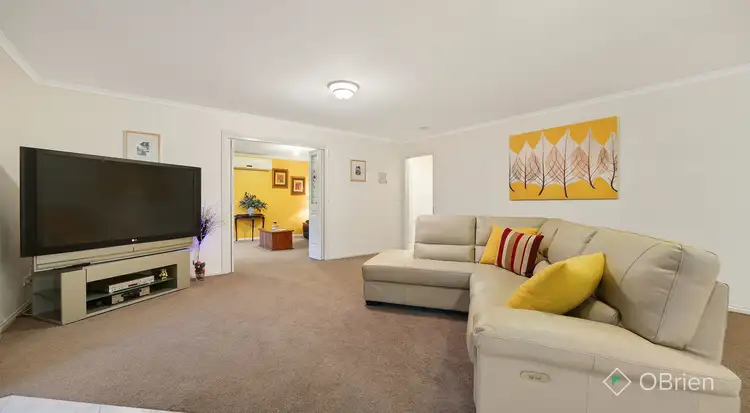Fifth view of Homely house listing, 17 Sunny Vale Drive, Langwarrin VIC 3910