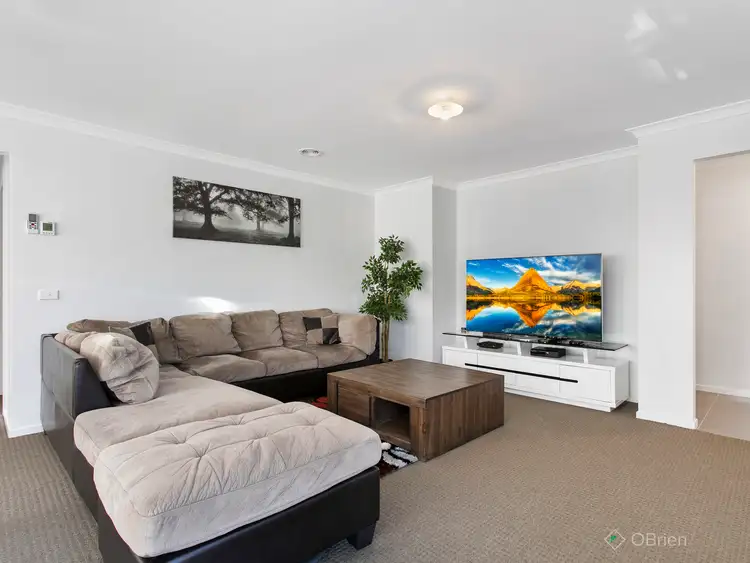 Sixth view of Homely house listing, 37 Renlik Circuit, Cranbourne North VIC 3977