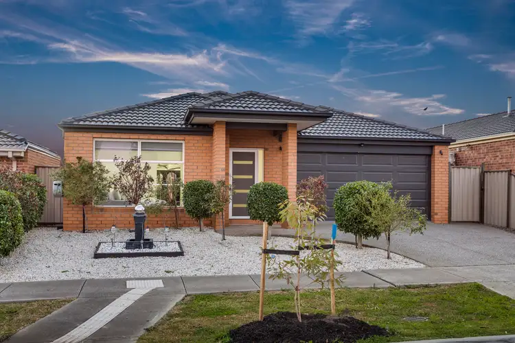 7 West Highland Drive, Burnside Heights VIC 3023