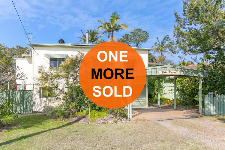 33 Belmore Street, Crescent Head NSW 2440