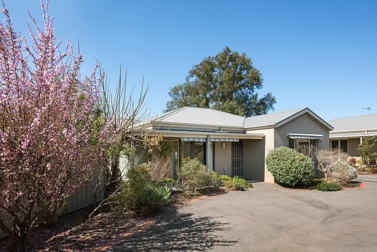 Second view of Homely unit listing, 2/30 Saint Street, Castlemaine VIC 3450