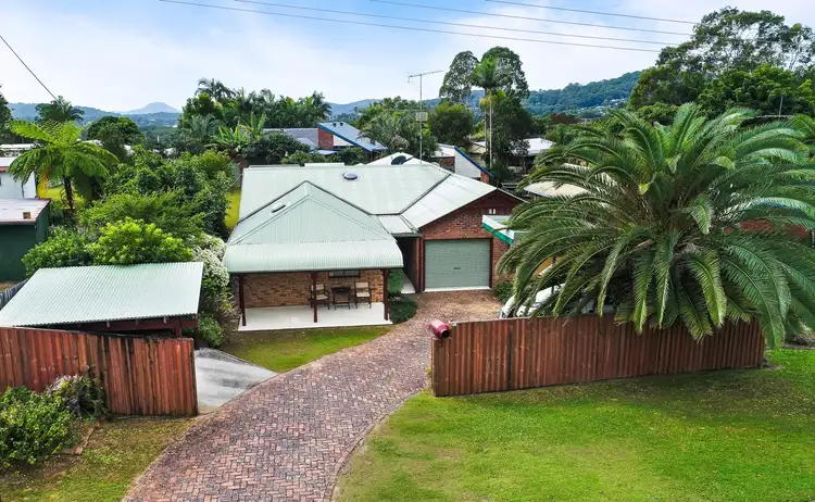 3 Chiltern Court