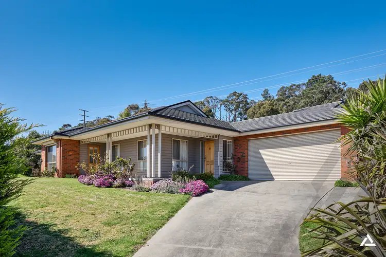 2 Waterside Drive, Drouin VIC 3818